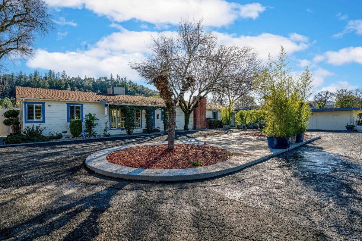 site 951 Lake Mendocino Drive